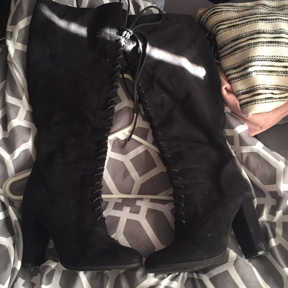 Faux suede lace up under the knee chunk heels